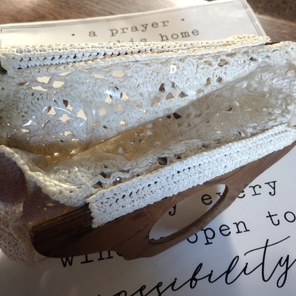 Crochet Handbag - Picture 3 of 4